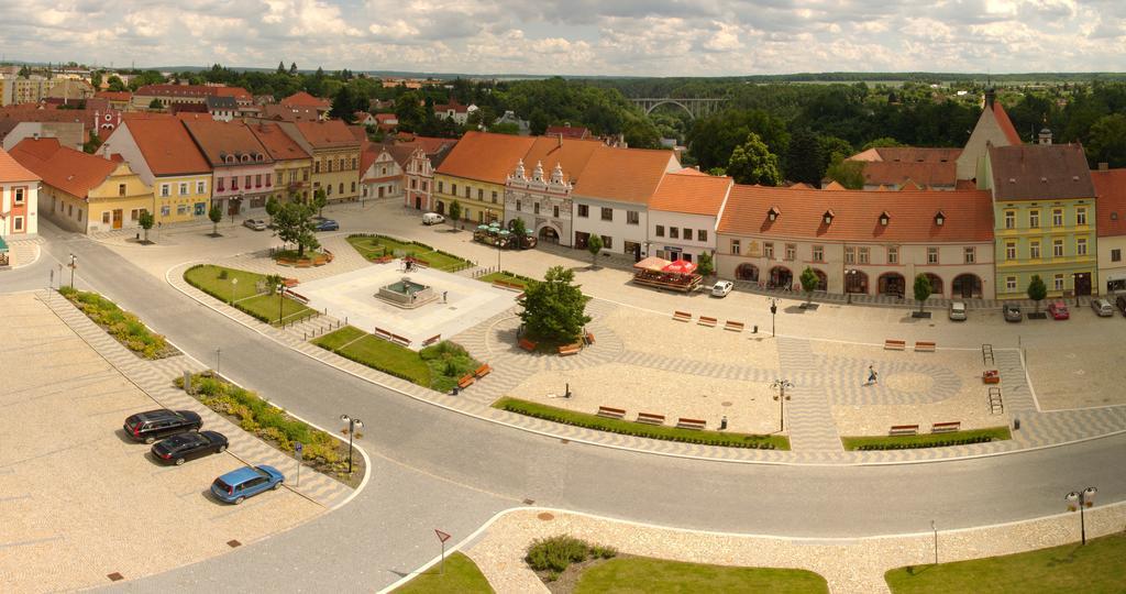 Pštrossova Vila - u klášterní zahrady Bechyně Exterior foto