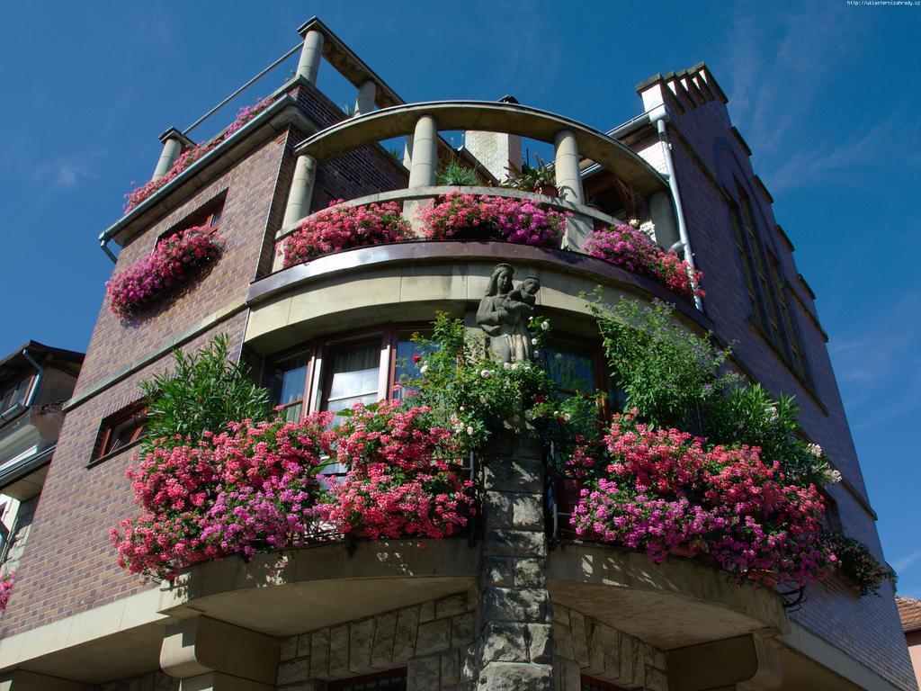 Pštrossova Vila - u klášterní zahrady Bechyně Exterior foto